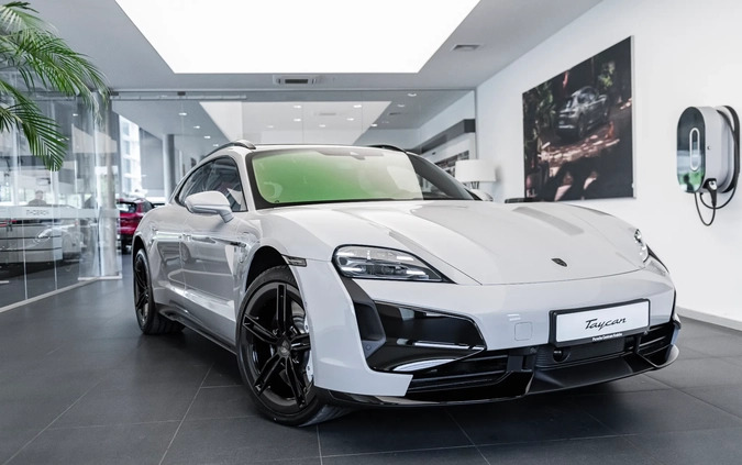 Porsche Taycan cena 954258 przebieg: 10, rok produkcji 2023 z Siechnice małe 781